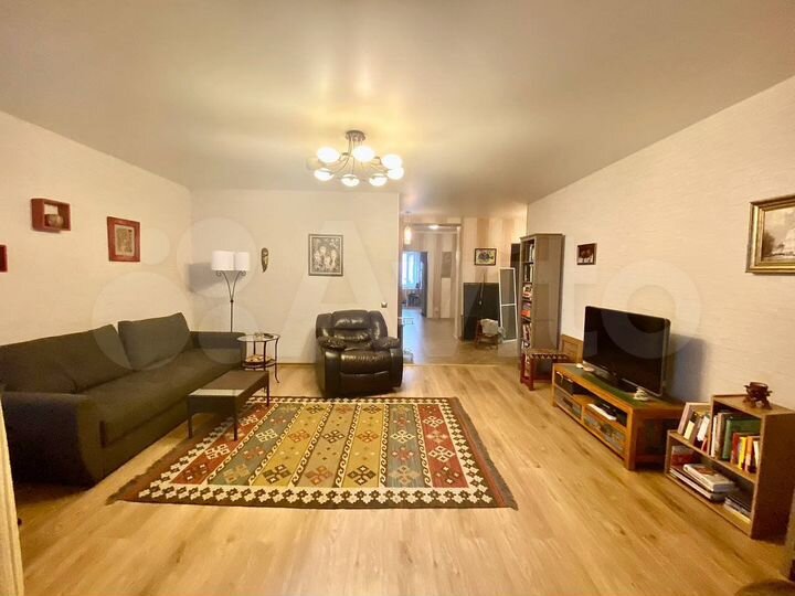 3-к. квартира, 98,7 м², 2/7 эт.