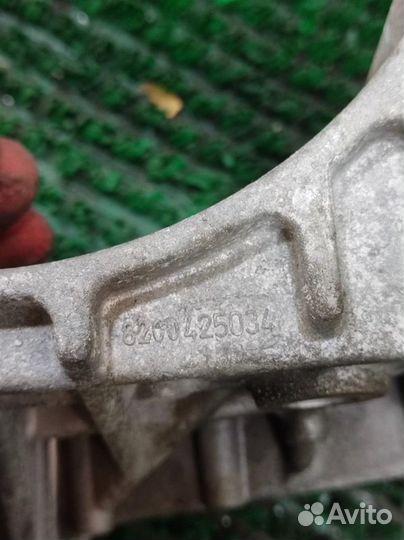 Кронштейн генератора Renault Clio 3 2006