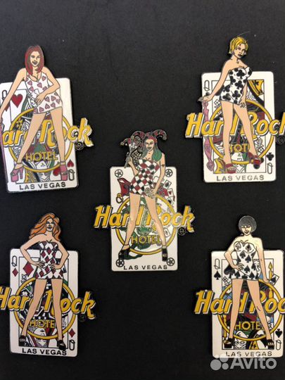Значки девушки масть Hard Rock Hotel pin