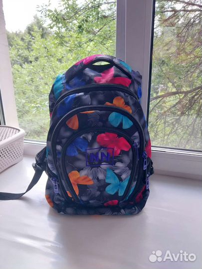 Рюкзак школьный