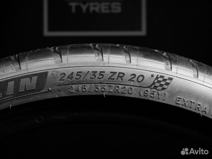 Michelin Pilot Sport 4 S 305/35 R20 и 245/35 R20 107Y