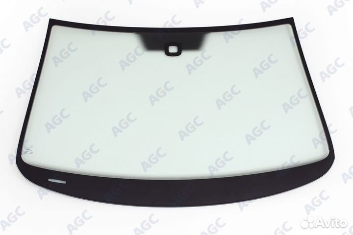 Стекло лобовое VW Passat B6 4D Sed