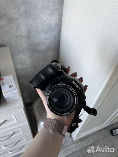 Зеркальный фотоаппарат