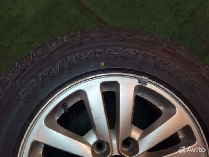 Bridgestone Dueler A/T 215/70 R16