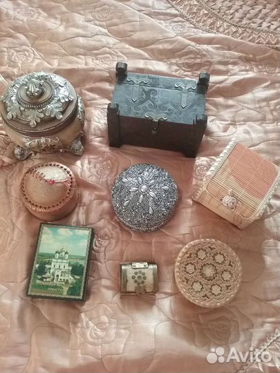 Шкатулки разные