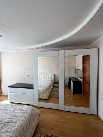 3-к. квартира, 77,1 м², 6/17 эт.