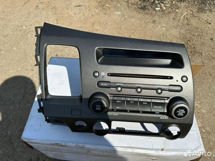 Штатная магнитола Honda civic 4d
