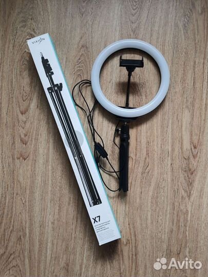 Кольцевая лампа со штативом