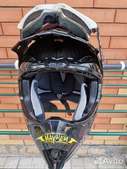 Шлем снегоходный