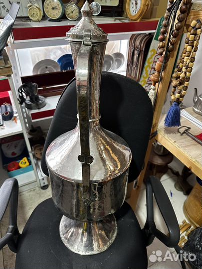 Кувшины медные