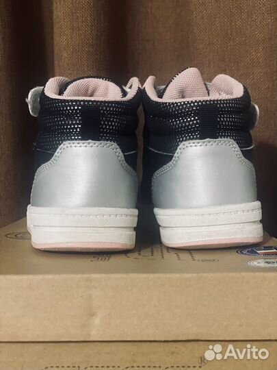 Ботинки для девочки