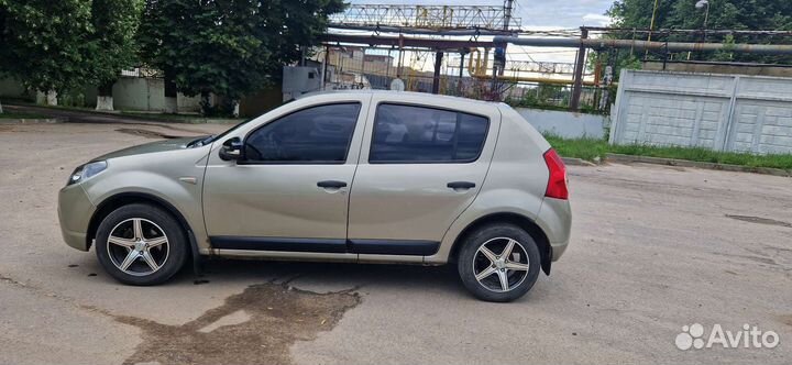 Renault Sandero 1.6 МТ, 2011, 245 000 км