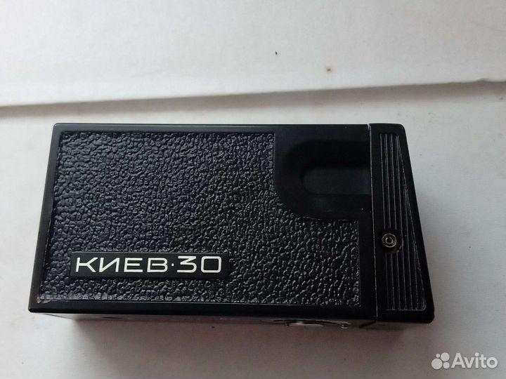 Пленочный фотоаппарат Киев 30
