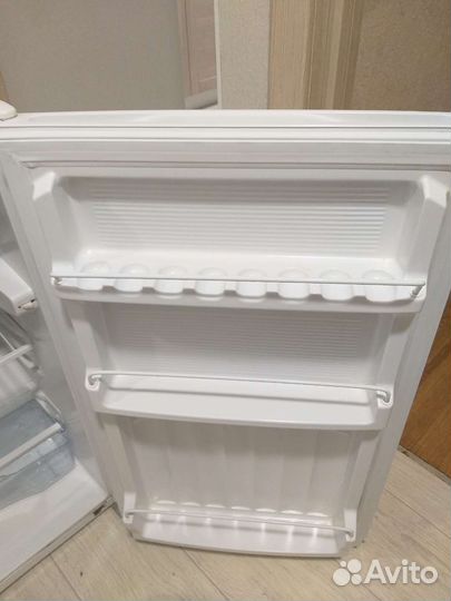 Холодильник бу маленький