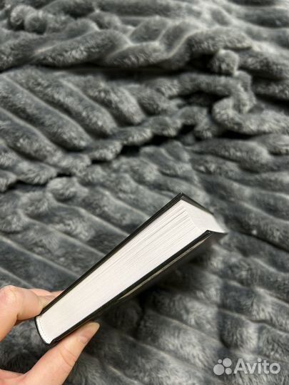 Виктор Метос 