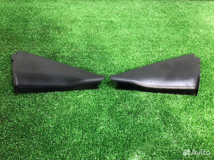 Накладка двери Nissan Almera N16 1.5 QG15 2005