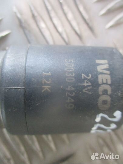 Насосо стеклоомывателя Iveco 500304249