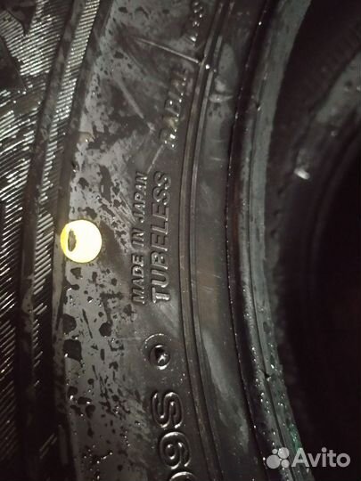 Bridgestone Blizzak VRX 225/60 R17