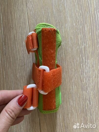 Ортез на лучезапясный сустав orlett левый m