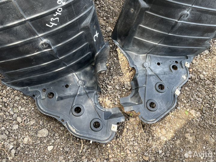 Подкрылки передние Nissan X-trail T-31