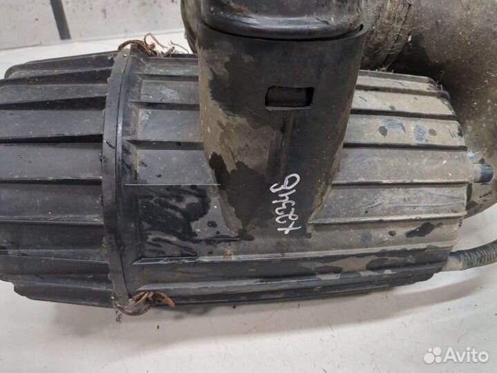 Корпус воздушного фильтра Iveco Daily 3, 2003