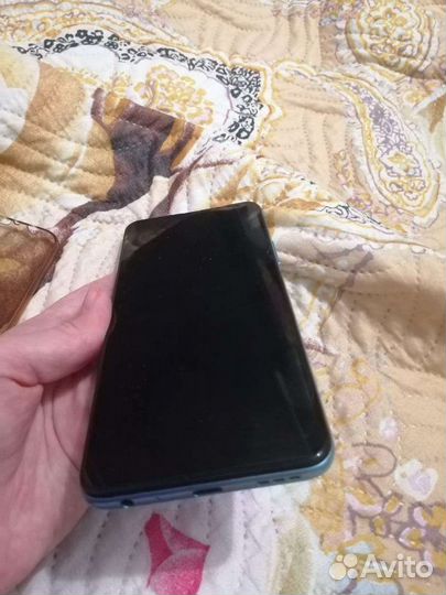 Смартфон Vivo y31