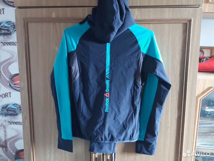 Спортивный костюм reebok