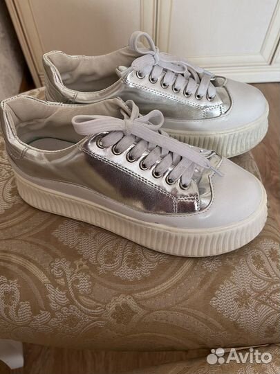 Кеды белые с серебром 37