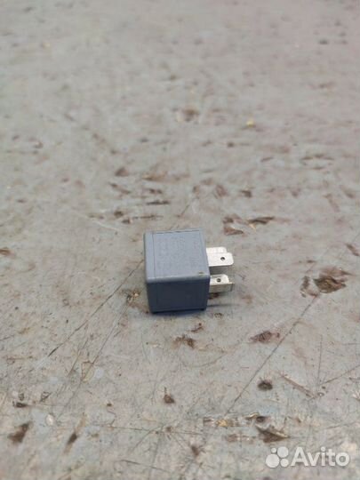 Реле Porsche Cayenne 957 4.8 2008