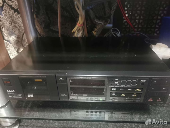 Дека кассетная Akai GX-R66