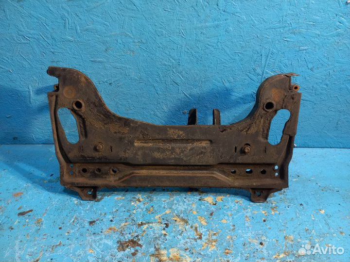 Подрамник Ford Fusion