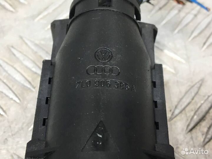 Б/У Разъем блока управления двигателем VW#003