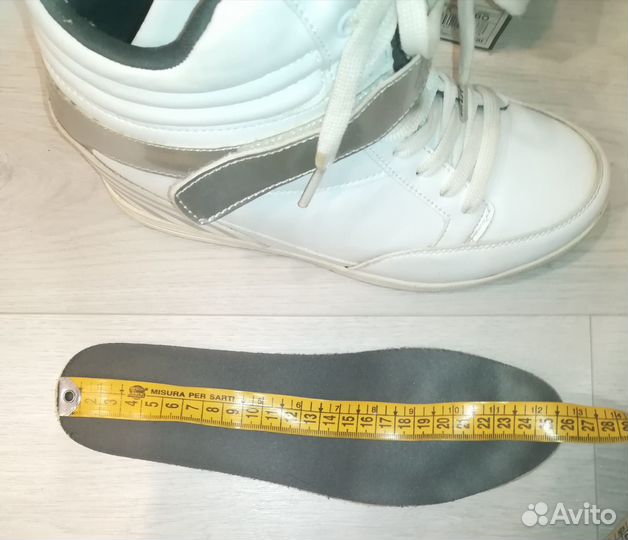 Кроссовки женские на танкетке р.40 (25 см стелька)