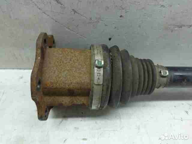 Полуось передняя R Audi A6 C7 4H0407271H