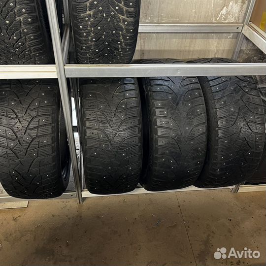 Bridgestone Blizzak Spike-02 265/50 R20 111T