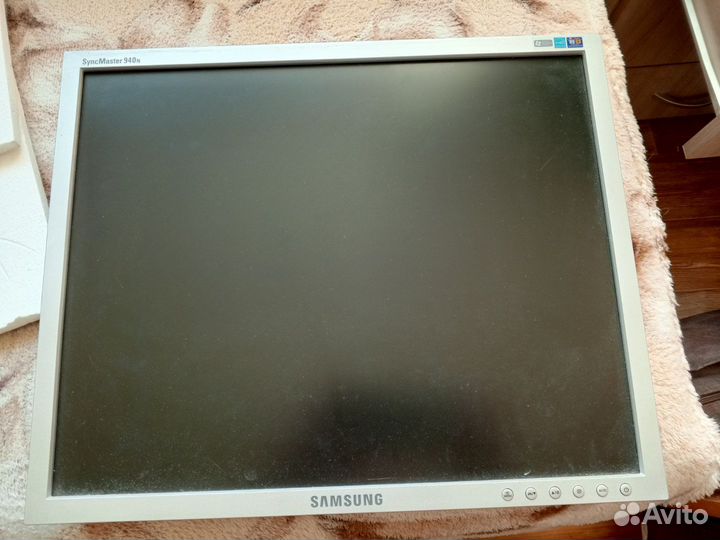 Монитор Samsung syncmaster 940n