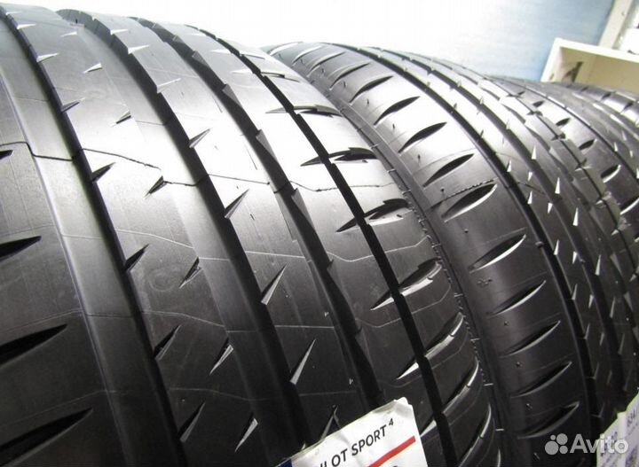 Michelin Pilot Sport 4 225/45 R18 95Y