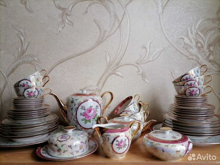 Чайный сервиз Розы перламутр с золотом гдр винтаж