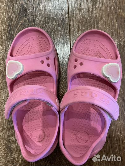 Сандалии для девочки Crocs c13