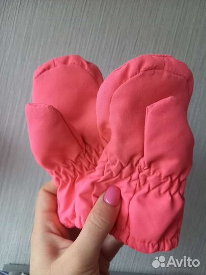 Шапки, чепчики, варежки