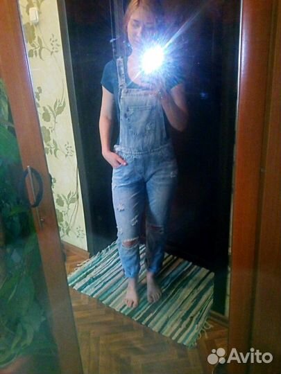 Комбинезон джинсовый (новый)