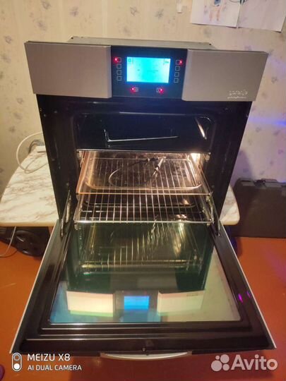 Встраиваемый духовой шкаф