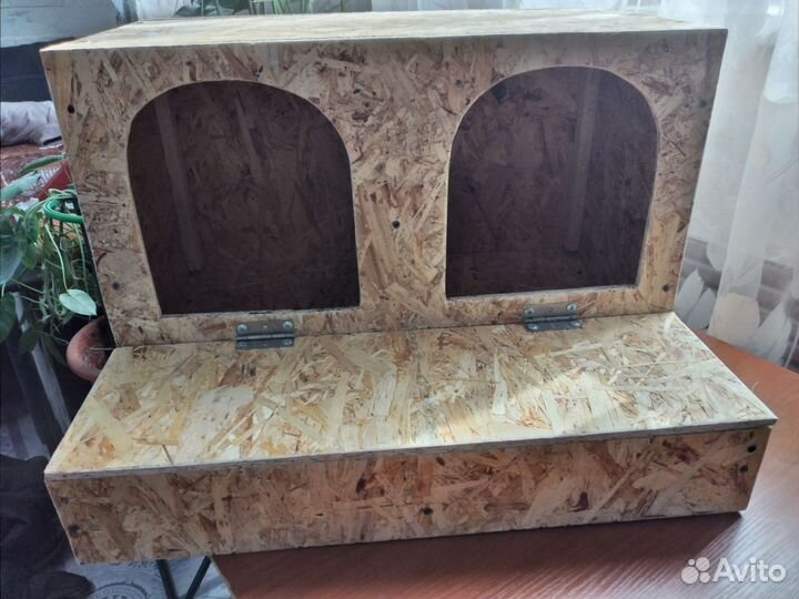 Гнездо для кур с яйцесборником