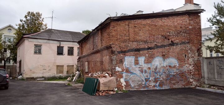 Здание, 400 м²