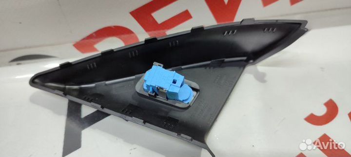 Уголок двери Audi A6 4G CGW 18.04.2011