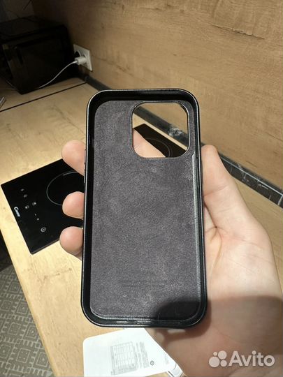 Чехол на iPhone 14 pro кожаный