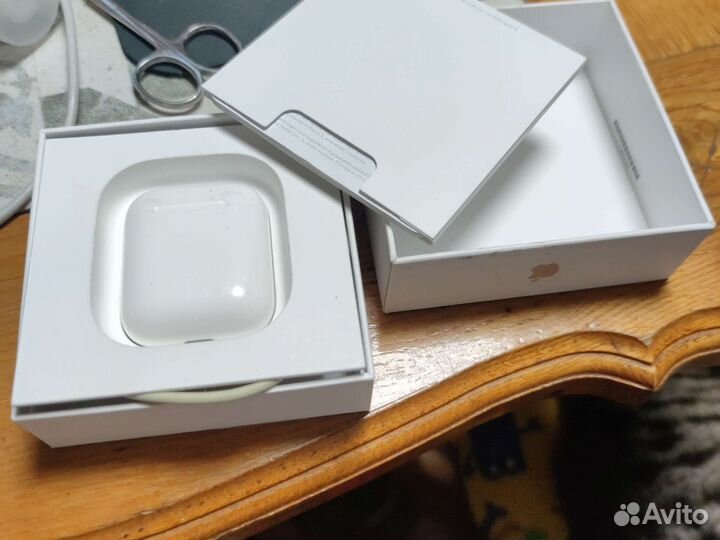 Наушники TWS Apple Airpods 2 (mv7n2ru/A)