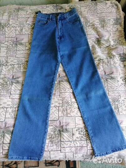 Джинсы женские