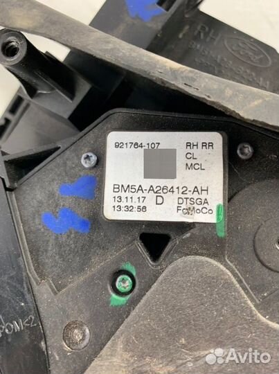 Замок двери задний правый Ford Focus 3 CB8