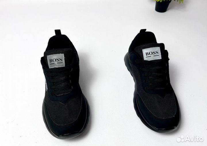 Кроссовки Boss современные